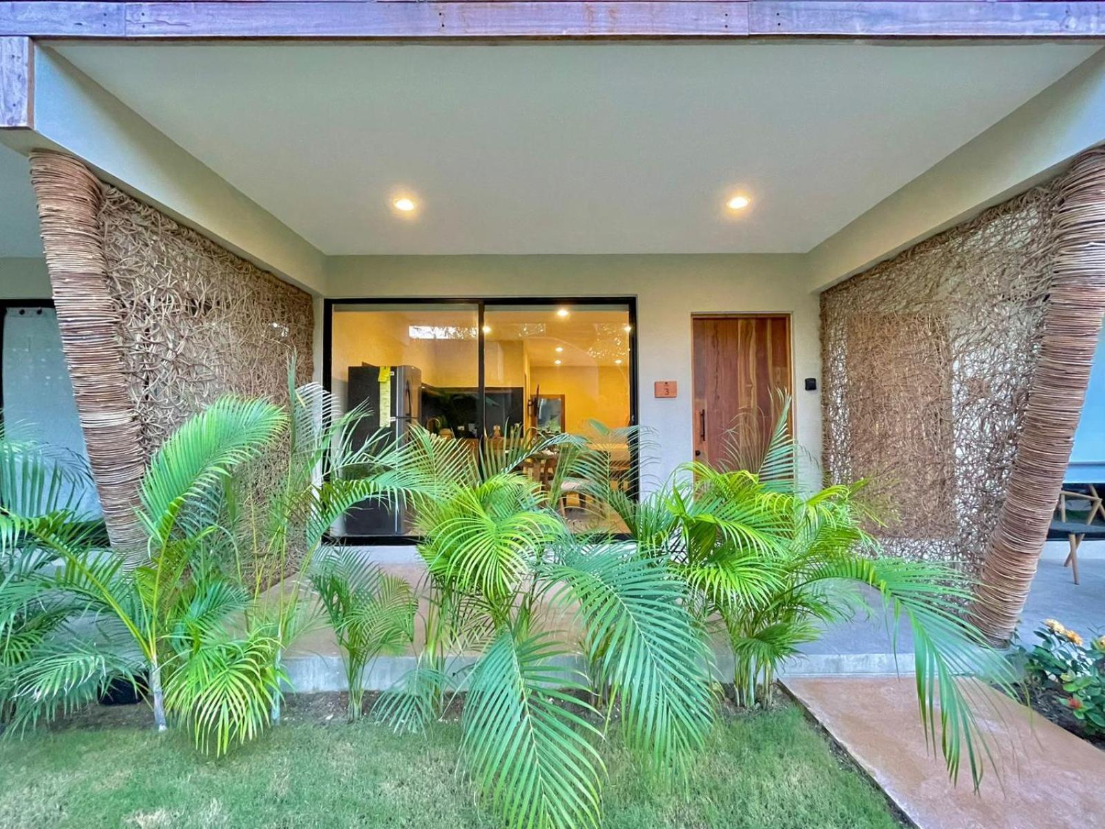 La Veleta, Pet Friendly